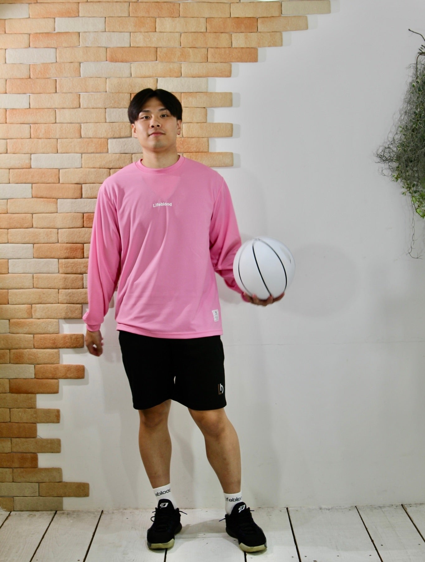 アーチロゴ ロングスリーブTシャツ:ピンク