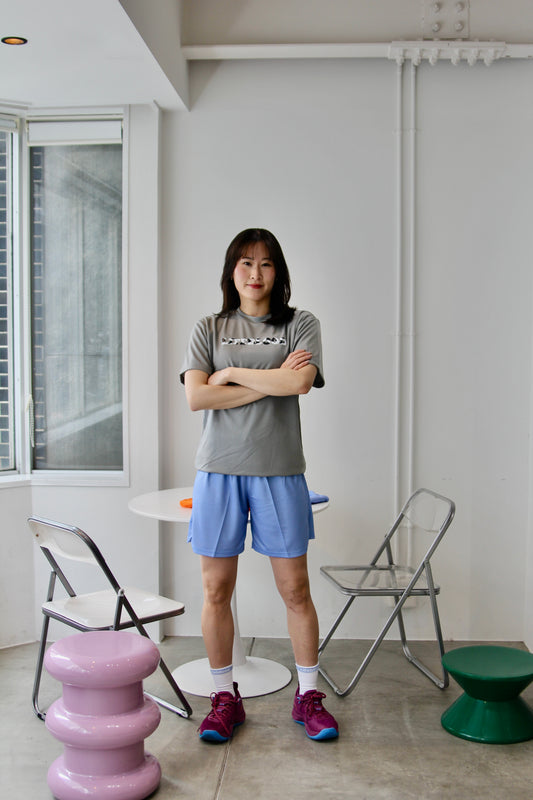 ウシガラTシャツ：グレー